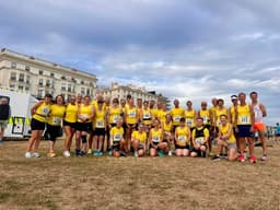 Uckfield Runners logo