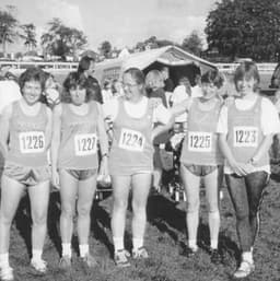 Waverley Harriers logo